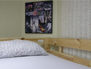 Shared Dormitory, Multiple Beds, Non Smoking | Blackout curtains, free WiFi - Hostels Rus - Central Volgograd (Volgograd)