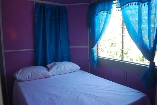 2 makuuhuonetta, minibaari, pimennysverhot, ilmainen Wi-Fi