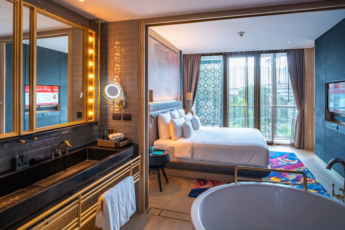 suite, 1 bedroom, city view | 1 bedroom, premium bedding, free minibar items, in-room safe