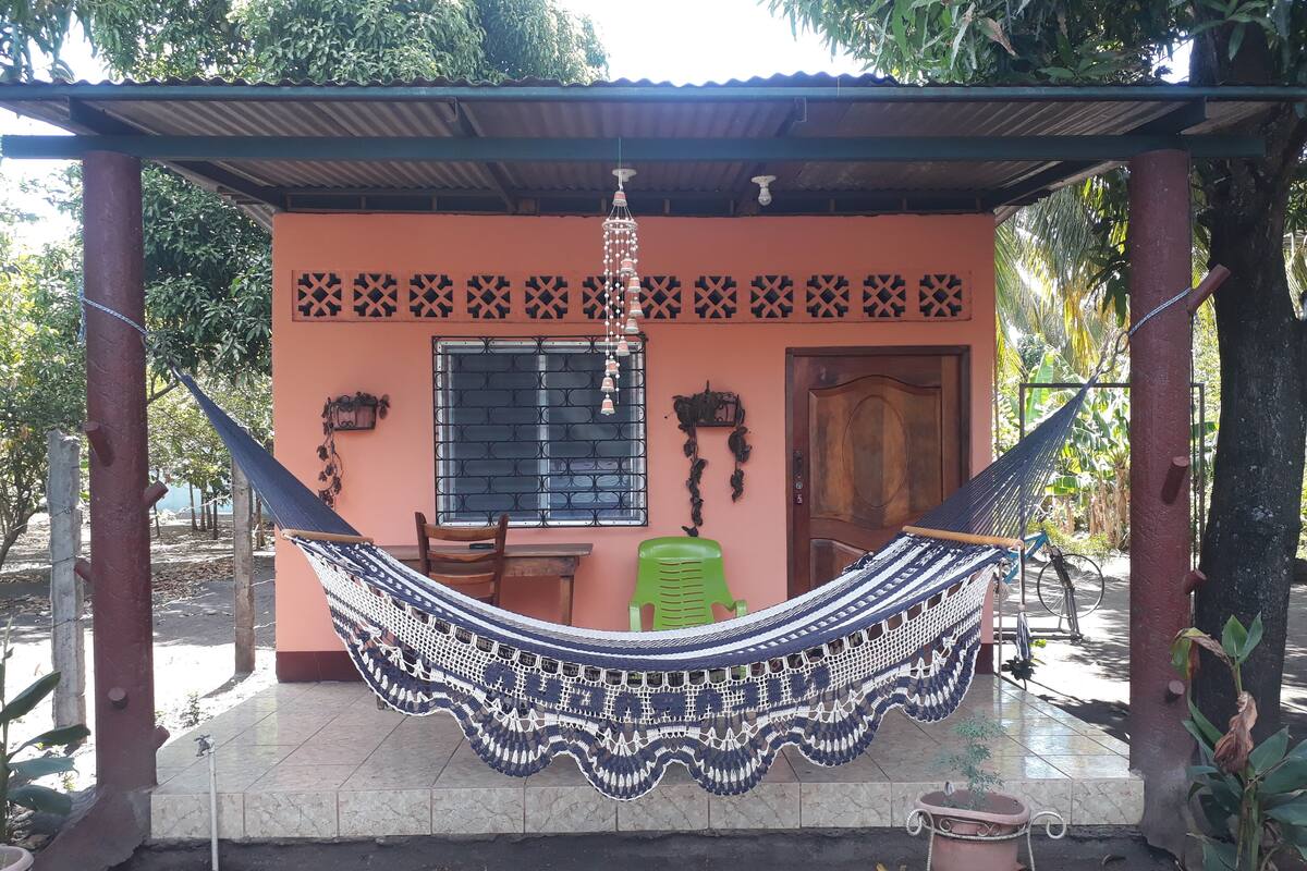 Cabin (1 Double and 2 Single Beds) | Mặt tiền nơi lưu trú