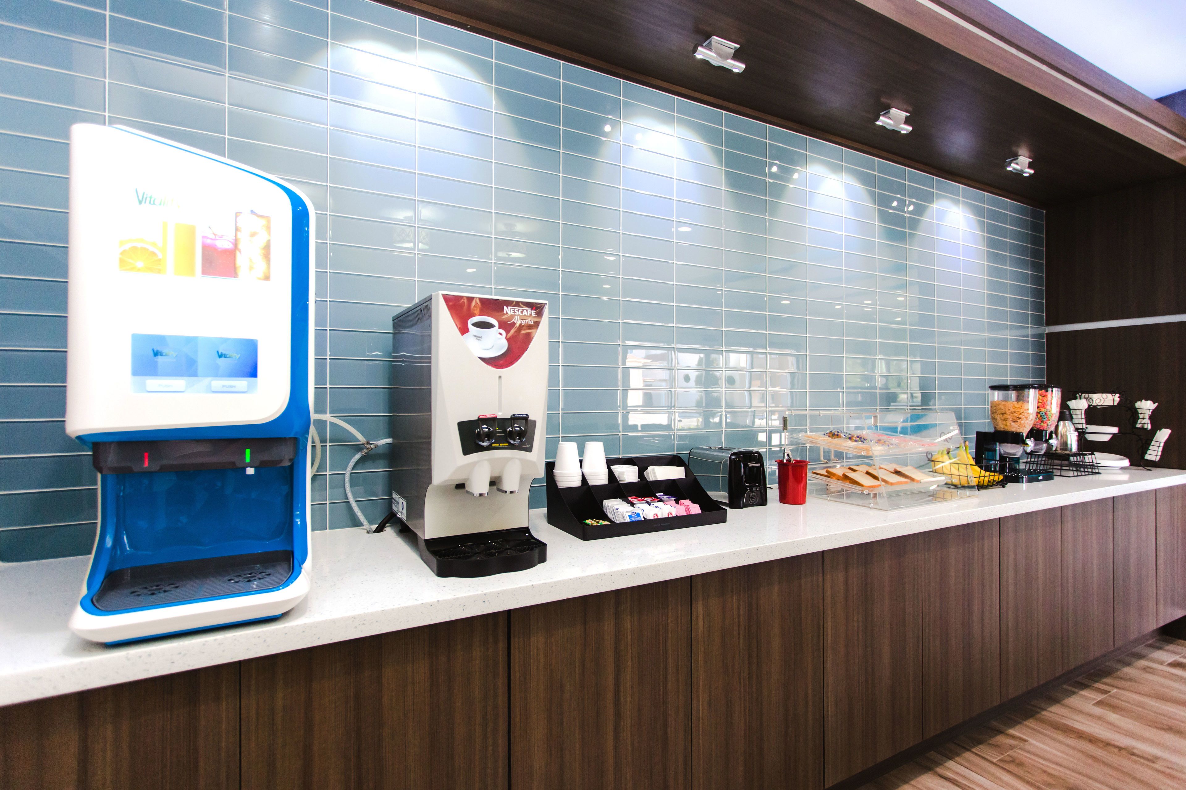 Photo - Express Inn - Spring