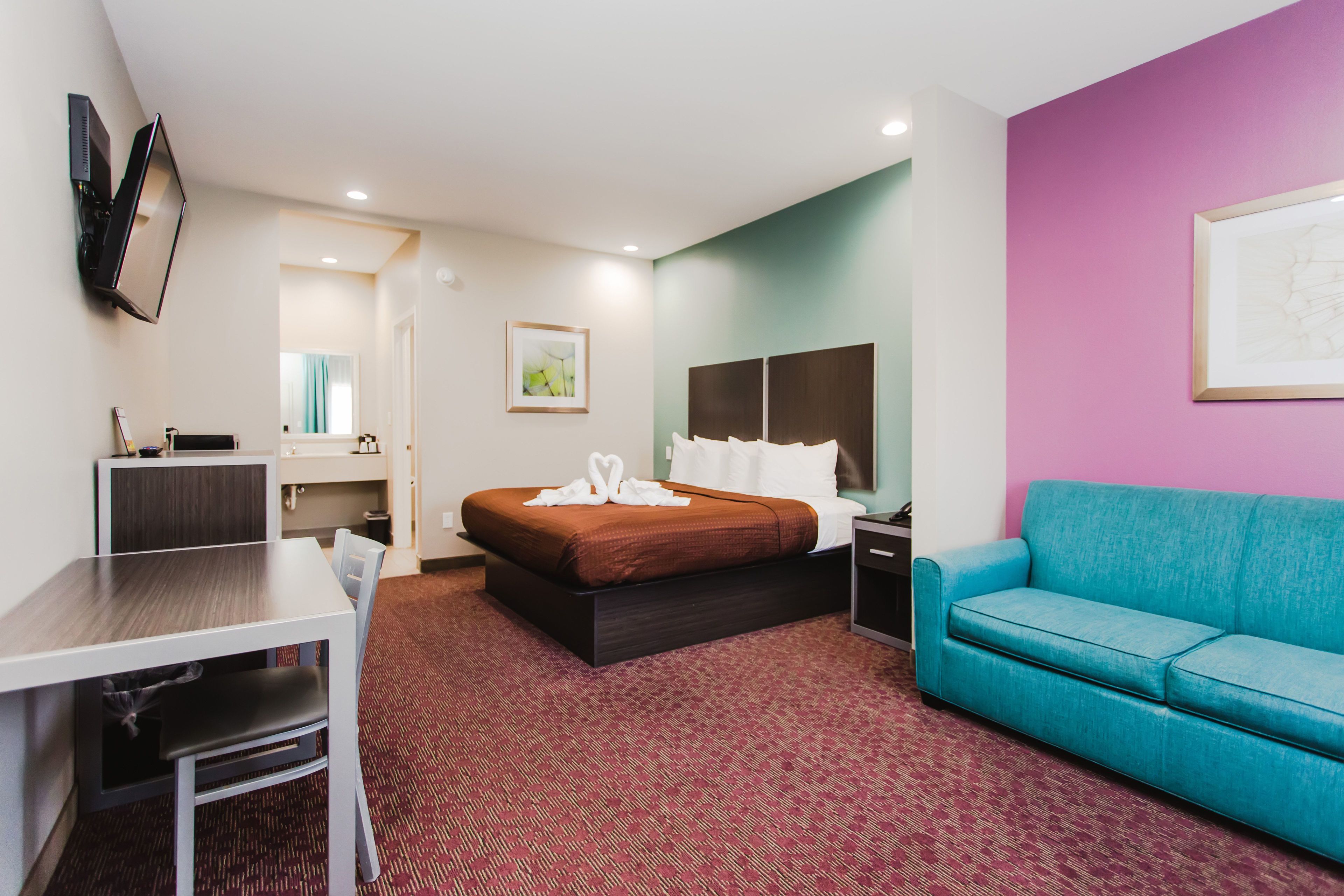 Photo - Express Inn - Spring