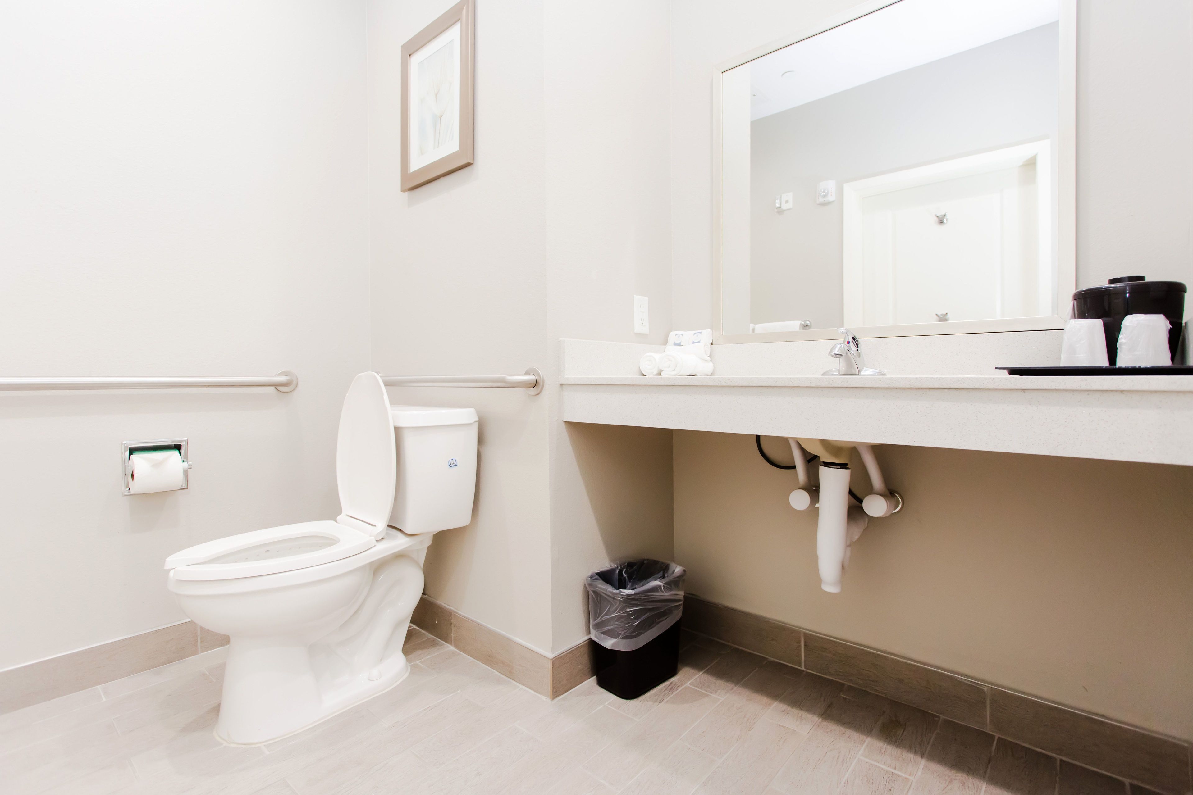 Photo - Express Inn - Spring