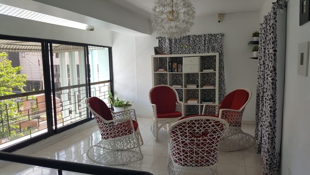 Torres Apart Studio 3