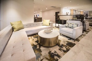 Lobby - Wingate by Wyndham Austin North (Austin)