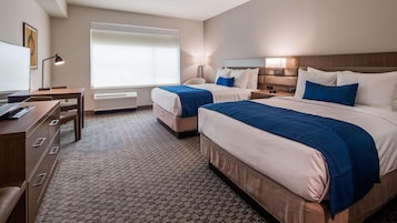 Safe på rommet, skrivebord og skrivebord for bærbar PC