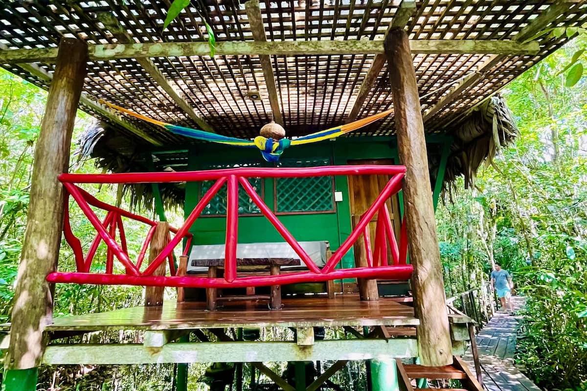 Family Cabin Pelicano | 1 bedroom, in-room safe, individually decorated, individually furnished