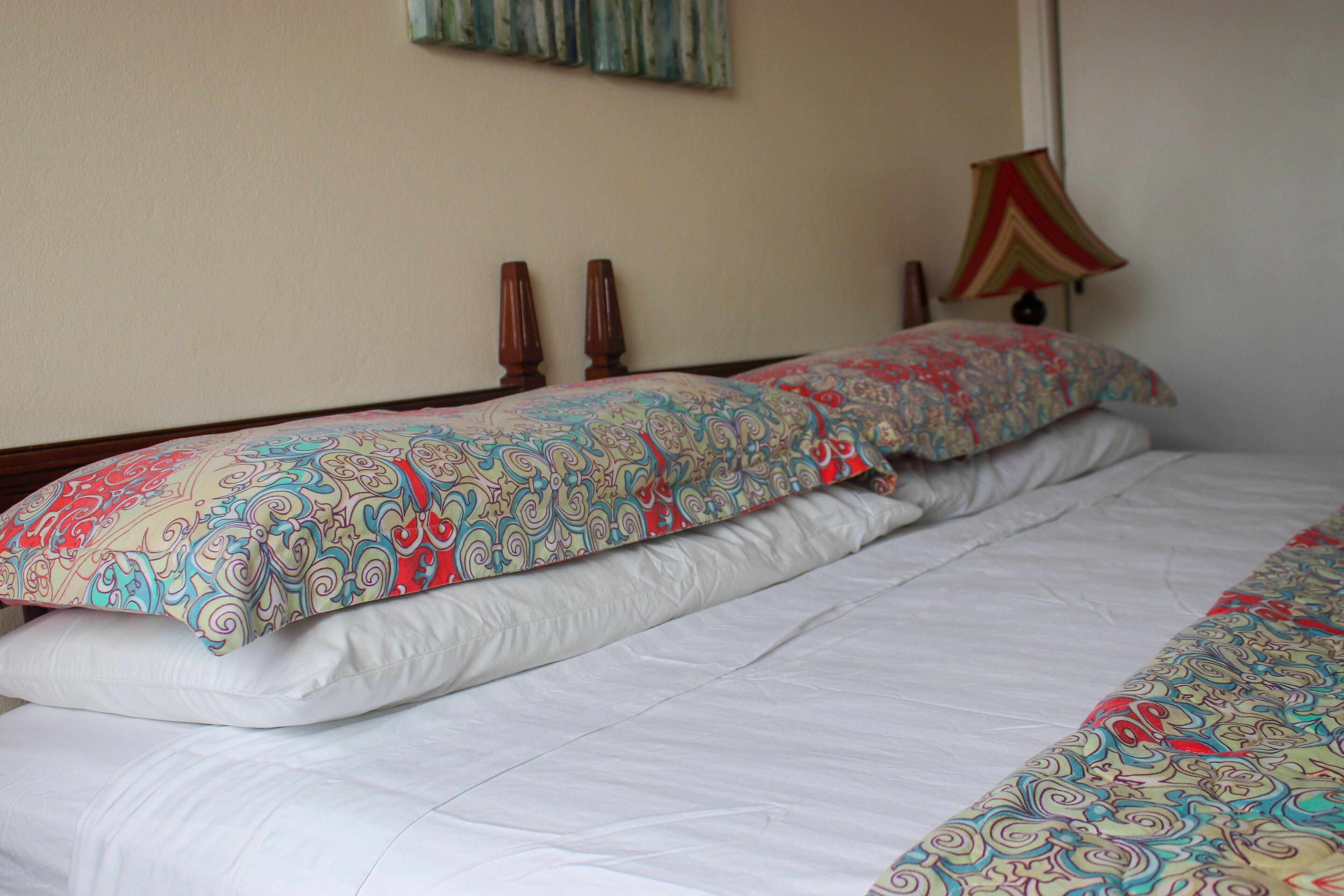 Apartment, 1 King Bed, Non Smoking | Iron/ironing board, free WiFi