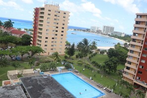 Outdoor pool - Green Island Beach 43C - Turtle Tower (Ocho Rios)