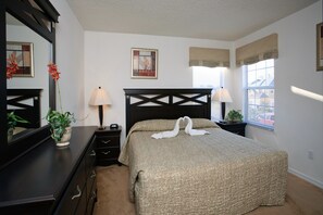 Luxury House, 6 Bedrooms, Lake View