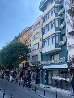 Exterior - Guven Suit Otel (Istanbul)
