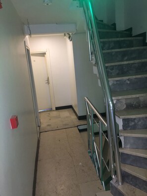 Staircase - Guven Suit Otel (Istanbul)