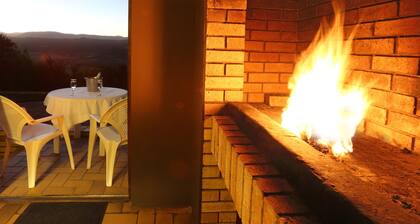 Eagles Nest Resort in the Garden Route has spectacular lake and mountain views
