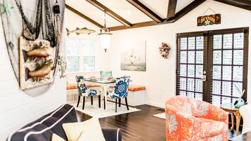 Smart TV, DVD player, books