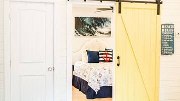1 bedroom, memory foam beds, iron/ironing board, WiFi (free)