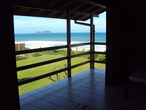 Thinking about staying by the sea? Full Moon Address.