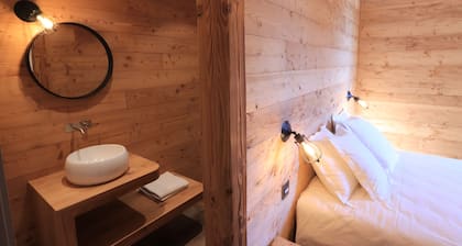 Exceptional modern chalet with wellness area,