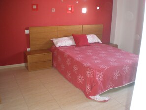 3 makuuhuonetta, internet, vuodevaatteet