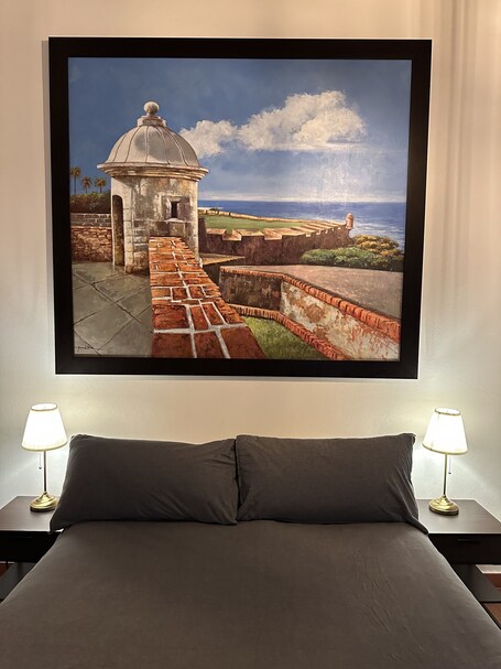 352 Guest House - Image 3