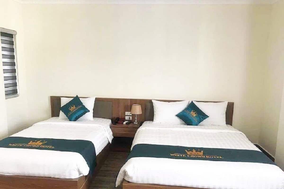 Family Room | Minibar, desk, soundproofing, free WiFi