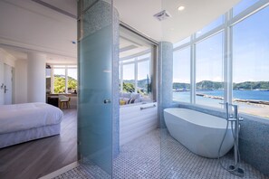 Habitació doble Elite, no fumadors, vistes a l'oceà | Bany | Banyera i dutxa independents i banyera profunda 