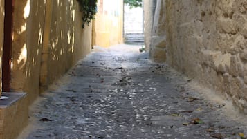 Enceinte de lâhĂ©bergement