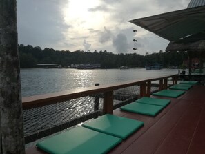 Balcony - Bangbao Paradise Homestay (Ko Chang)