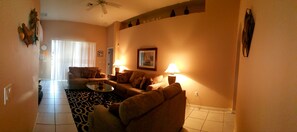 Smart TV, videojuegos, futbolito y libros