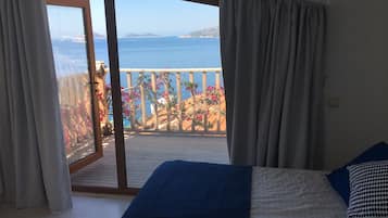 2 bedrooms, in-room safe, iron/ironing board, WiFi