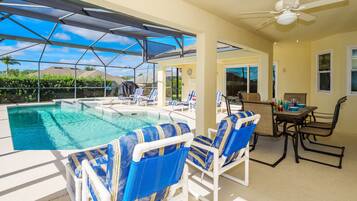 Piscine extérieure, piscine chauffée