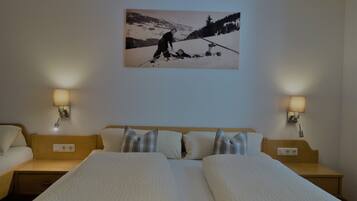 1 Schlafzimmer, Zimmersafe, Bügeleisen/Bügelbrett, WLAN