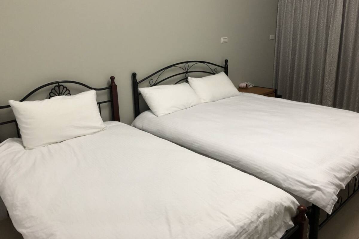 Comfort Triple Room | Desk, free WiFi, wheelchair access