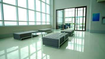 Zona de estar del vestíbulo