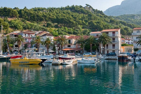 Marina