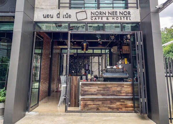 A szálláshely bejárata