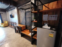 华丽双人房, 1 张特大床, 无烟房 | 客房服务设施