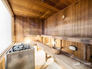 Steam room - Sky City Serviced Apartment (Melbourne)