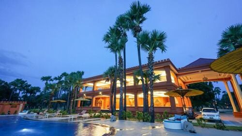 Royal KK Bagan Hotel