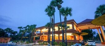 Royal KK Bagan Hotel