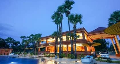 Royal KK Bagan Hotel