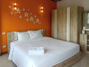 Chambre Standard double | Bureau, accès au Wi-Fi (inclus), literie fournie