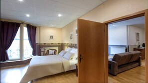 1 slaapkamer, een strijkplank/strijkijzer, wifi, beddengoed
