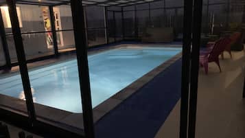 Piscine couverte, piscine chauffée
