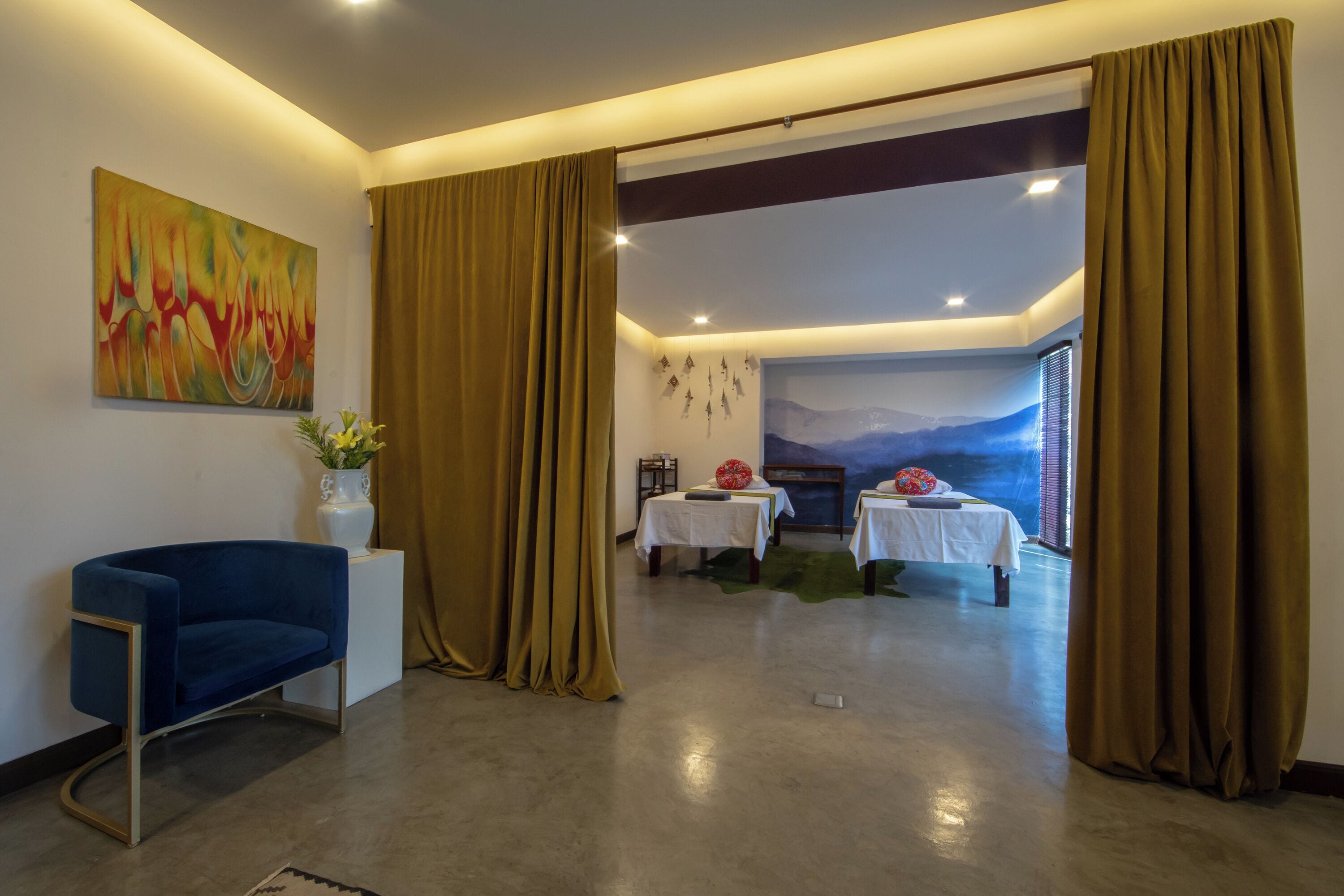 Couples treatment room(s), sauna, body treatments, aromatherapy