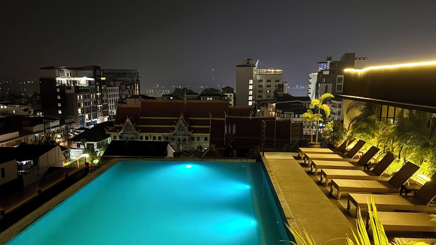 Lao Poet Hotel