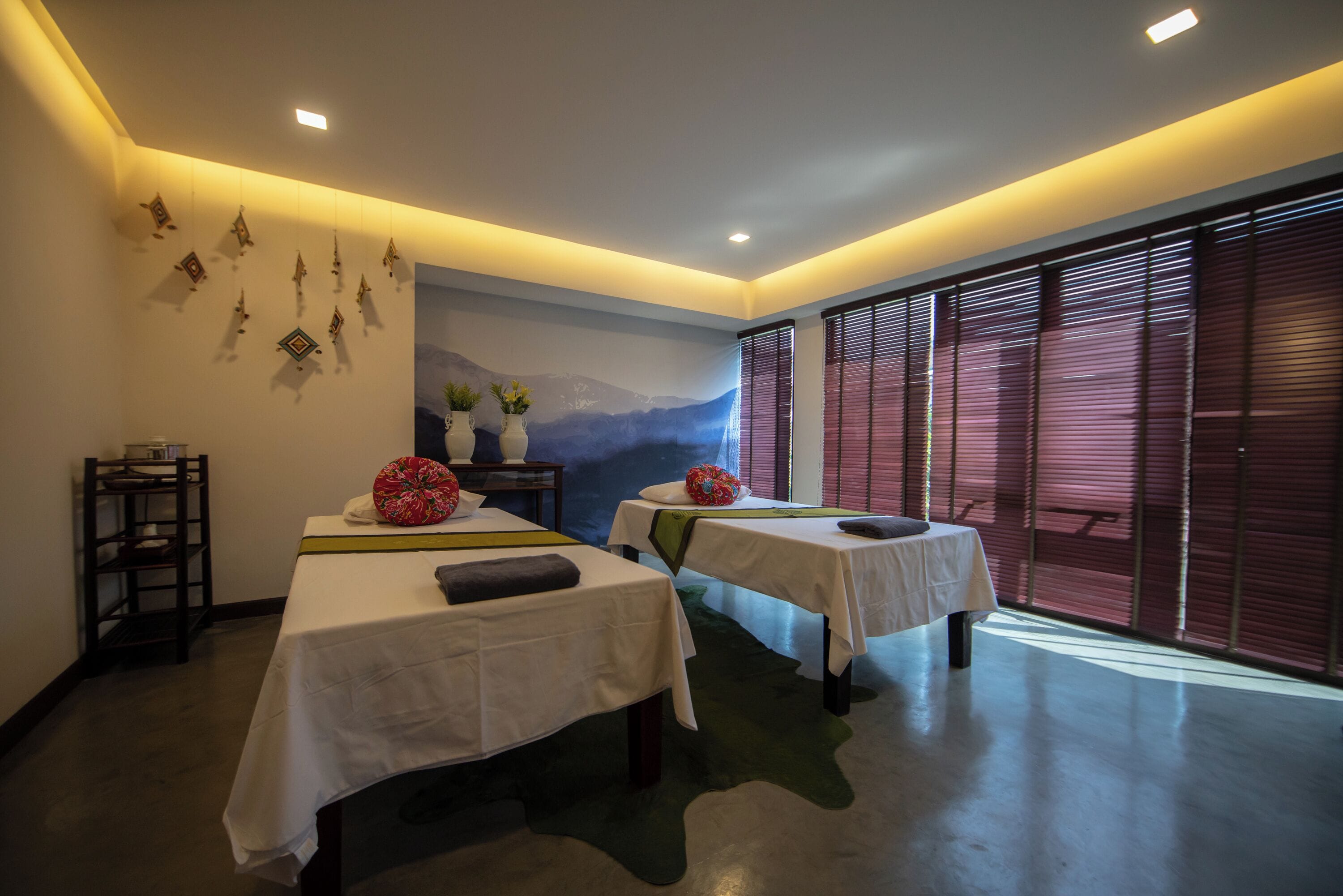 室内 SPA 浴缸