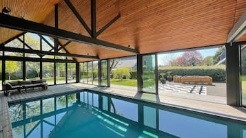 Piscine couverte, piscine chauffée