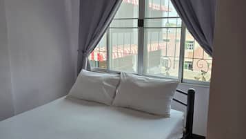 Double Room with Fan | Free WiFi
