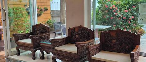 Siddeområde i lobbyen