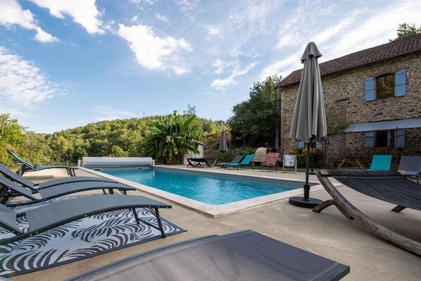 6 albercas al aire libre 